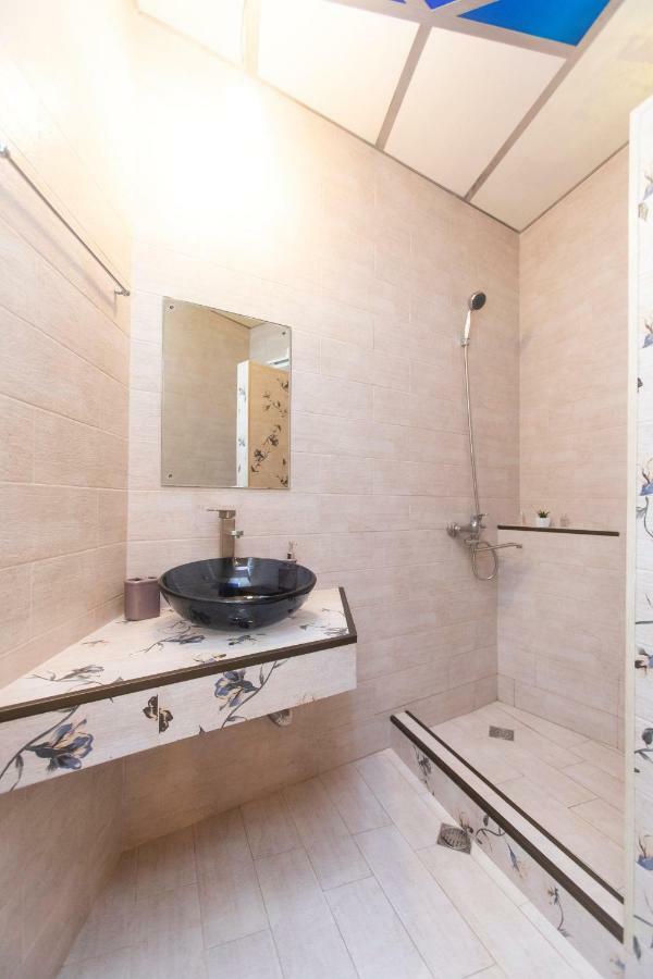 Tbilisuri Ezo Apartment Tbilisi Bagian luar foto
